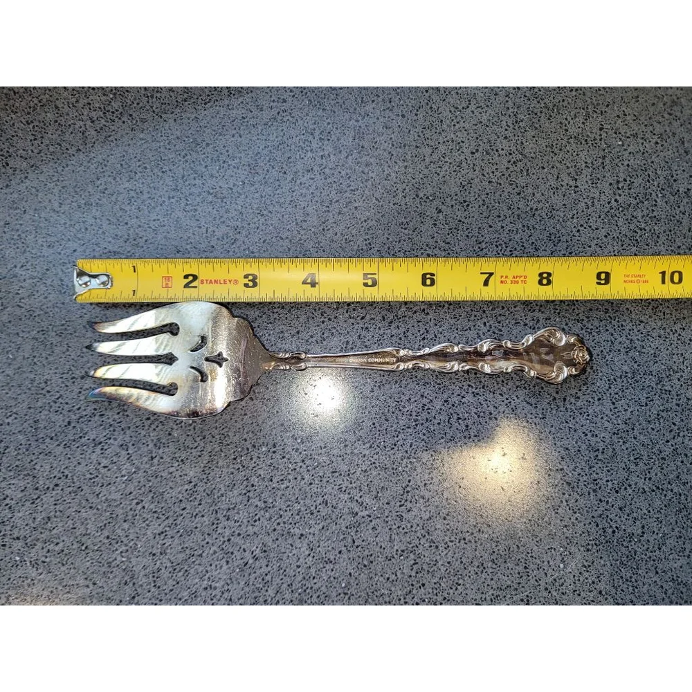 Oneida Community BEETHOVEN Cold Meat Serving Fork Silverplate Betty Crocker
